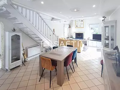 Maison, 132 m²