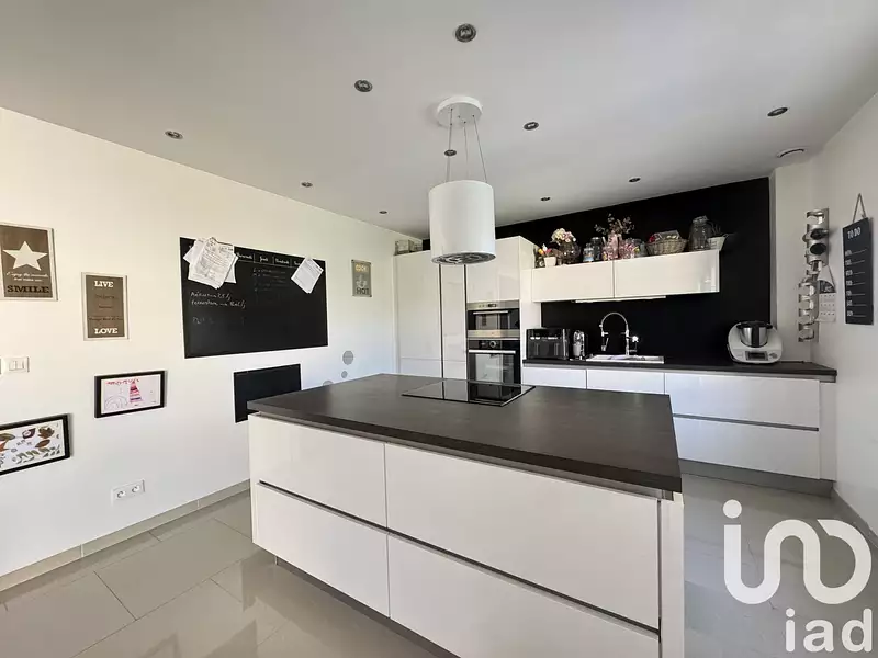 Maison, 147 m²
