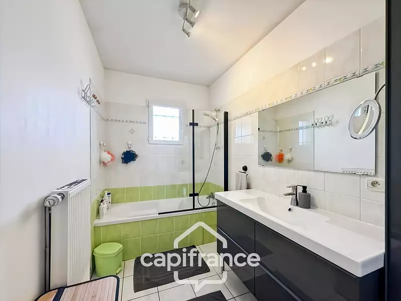 Maison, 92 m²