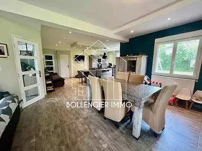 Maison, 178,23 m²