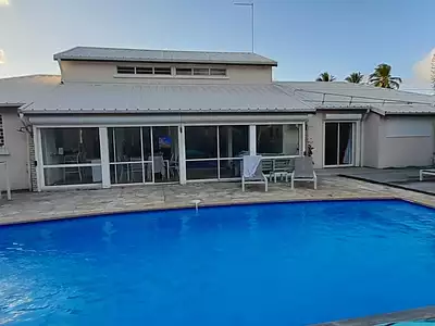 Maison, 226 m²
