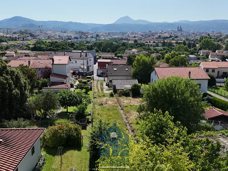Terrain, 779 m²