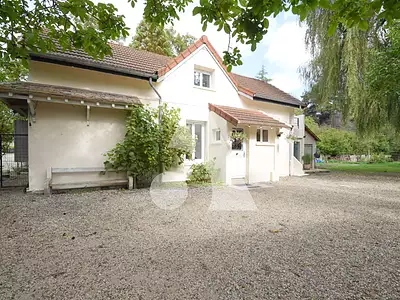 Maison, 180 m²