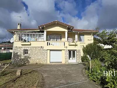 Maison, 236 m²