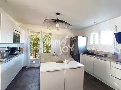 Maison, 213 m²
