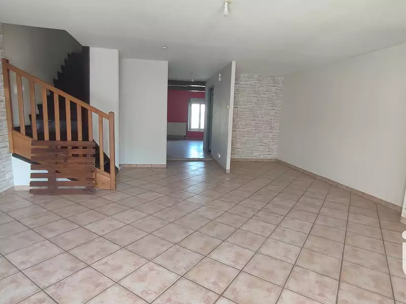 Maison, 225 m²