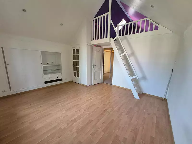 Maison, 146 m²