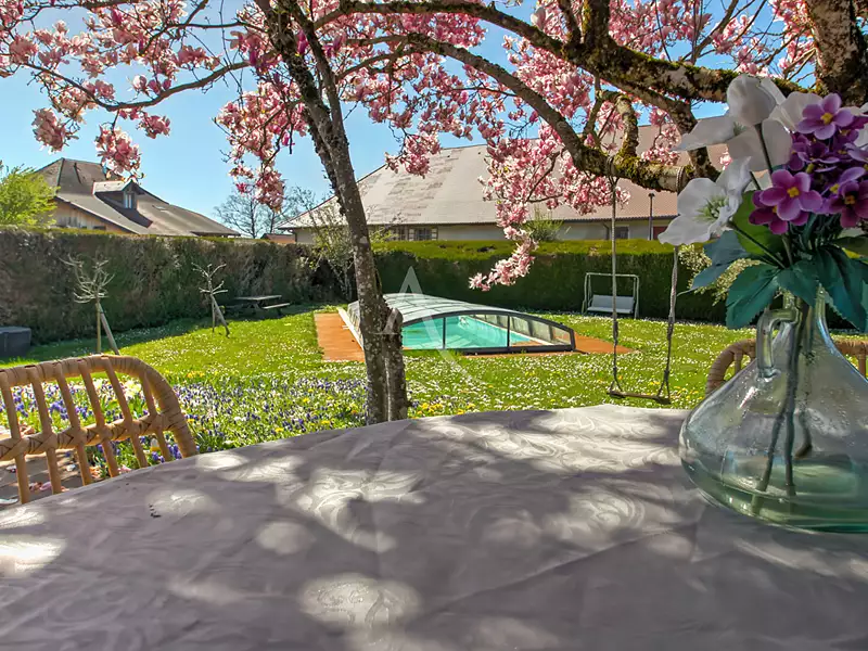 Maison, 218 m²