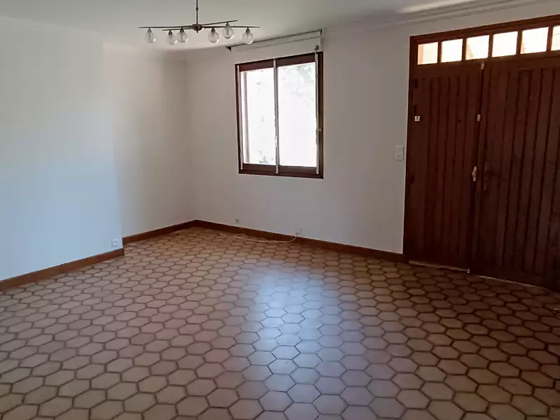 Maison, 230 m²