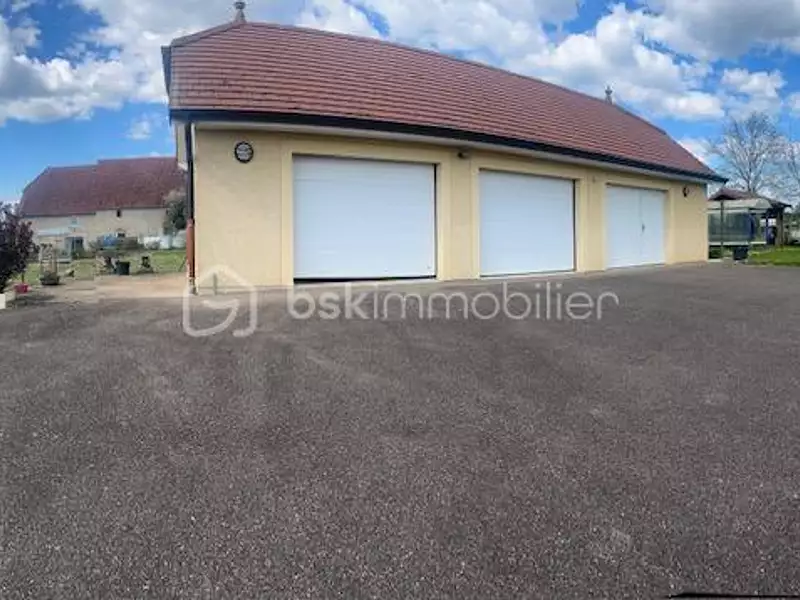 Maison, 300 m²
