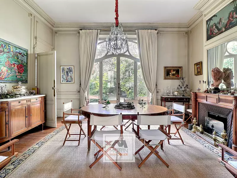 Maison, 338 m²