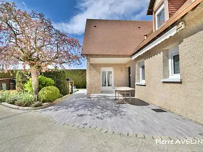 Maison, 165 m²