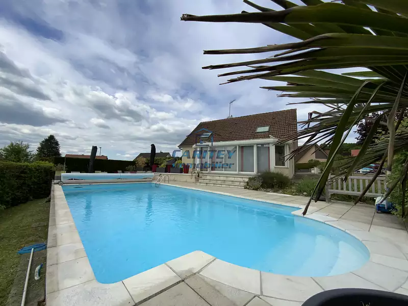 Maison, 132 m²