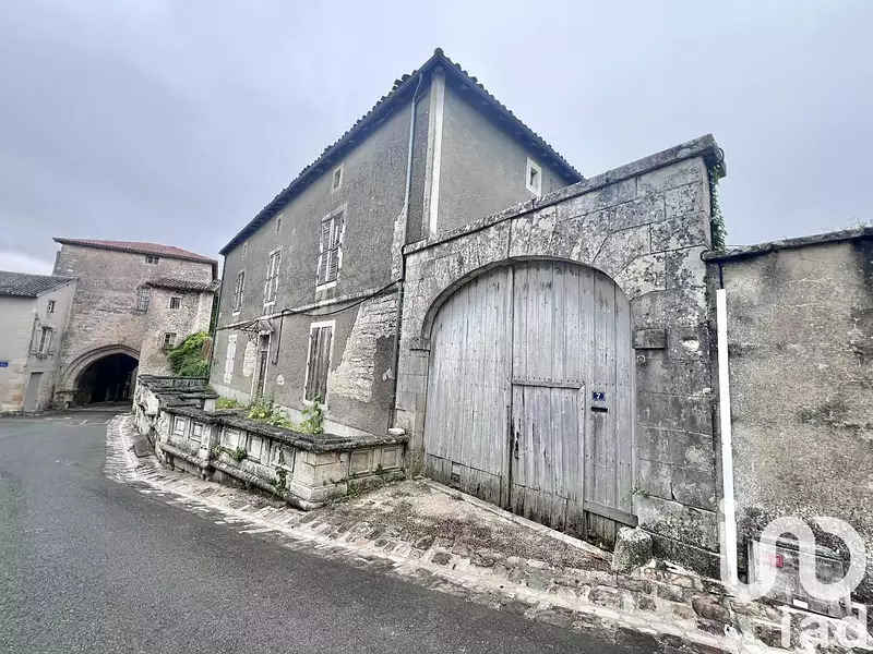 Maison, 215 m²