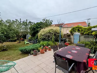 Maison, 210 m²
