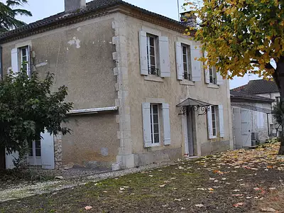 Maison, 240 m²