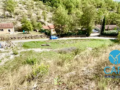 Terrain, 2 040 m²