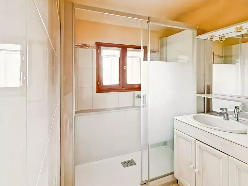 Maison, 185 m²