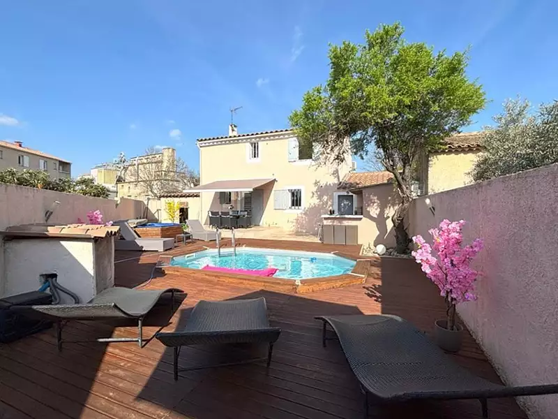 Maison, 114 m²