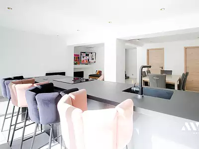 Maison, 162 m²