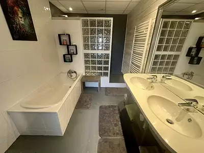 Maison, 219 m²