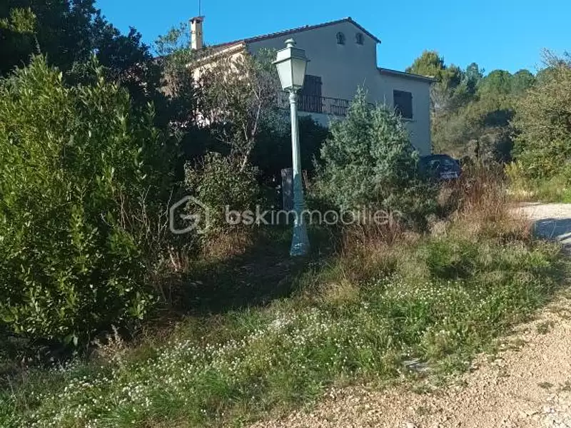 Maison, 248 m²