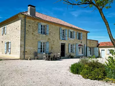 Maison, 330 m²