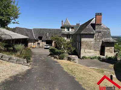 Maison, 245 m²