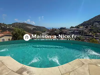 Maison, 333,07 m²