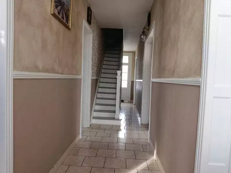 Maison, 168 m²