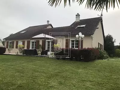 Maison, 169 m²
