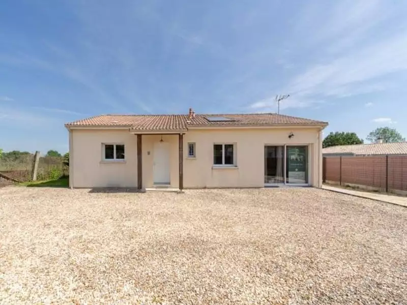 Maison, 92 m²