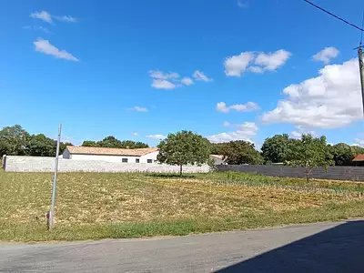 Terrain, 1 300 m²