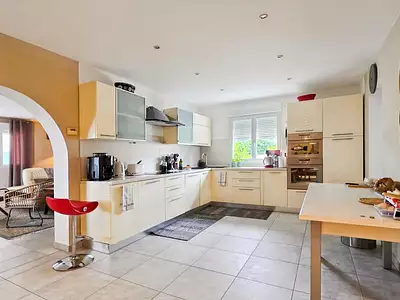 Maison, 205 m²