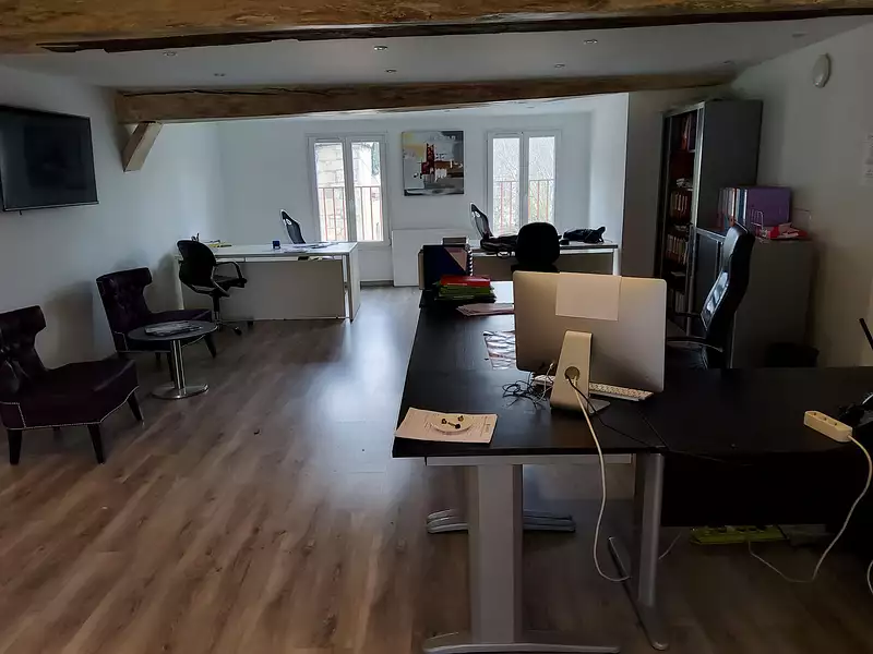 Immeuble, 235 m²