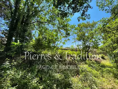 Terrain, 750 m²