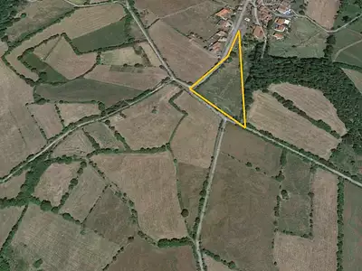 Terrain, 584 m²