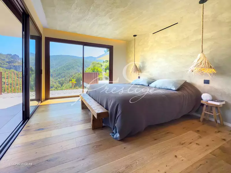 Maison, 318 m²