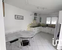 Maison, 179 m²