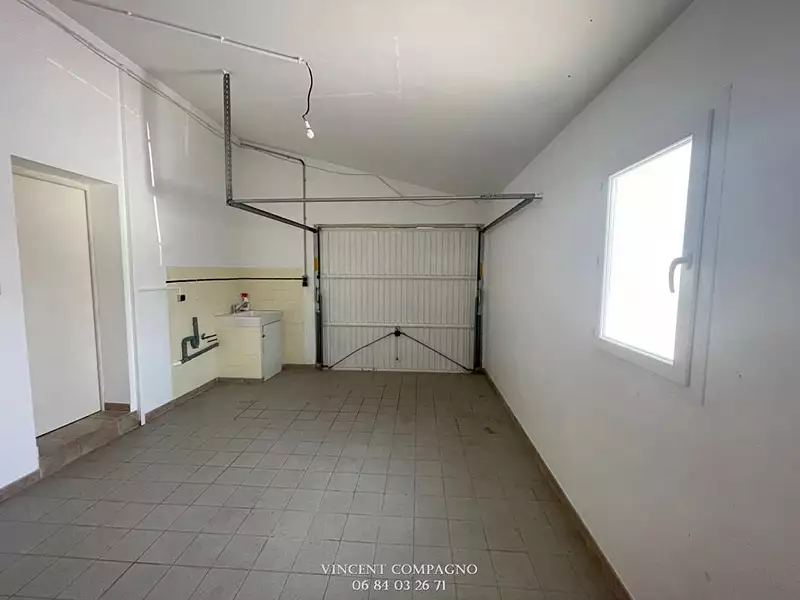 Maison, 220 m²