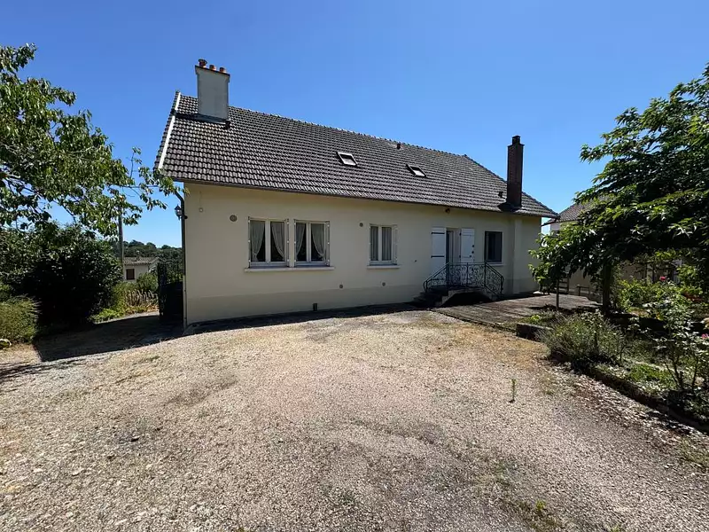 Maison, 245 m²