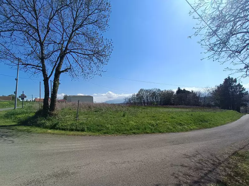 Terrain, 3 315 m²