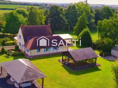 Maison, 252 m²