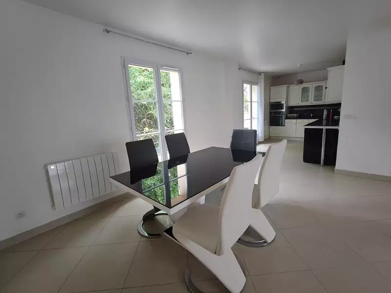 Maison, 102 m²