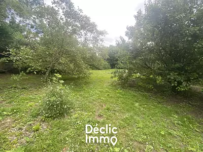 Terrain, 1 051 m²