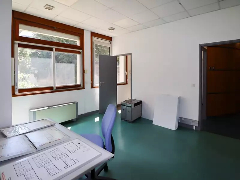 Immeuble, 120 m²