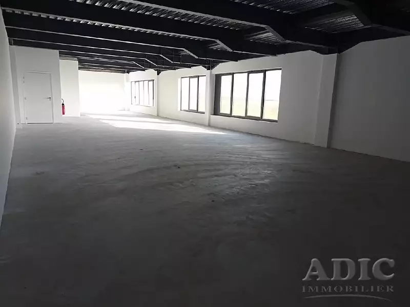 Divers, 200 m²