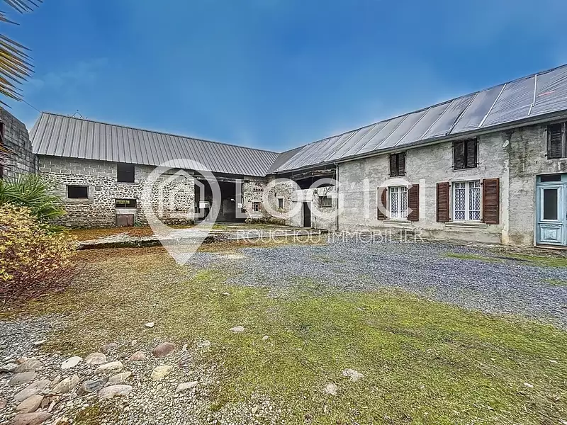 Maison, 208 m²