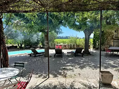 Maison, 270 m²