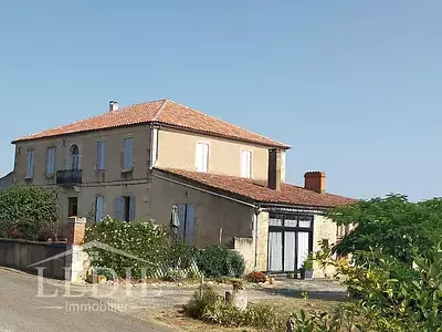 Maison, 330 m²